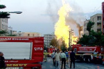 2 کشته در انفجار لوله گاز در تهران / خسارت به ساختمان های اطراف / علت: برخورد بیل مکانیکی با لوله گاز