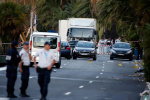 حادثه تروریستی «نیس»/84 کشته و 100 زخمی در حمله کامیون به مردم در فرانسه /50 نفر از مجروحان بین مرگ و زندگی قرار دارند