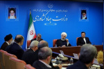 حسن روحانی: واردات مواد غذایی با ارز دولتی و سپس قاچاق آن، خیانت به ملت است