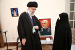 رهبر انقلاب اسلامی در دیدار خانواده و اعضای ستاد بزرگداشت سردار سلیمانی: خلأ سردار سلیمانی در موارد بسیاری پر شده است