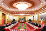 دیدار روسای جمهوری ایران و چین؛ رئیسی: اجرای سند جامع مشارکت راهبردی میان ایران و چین اقدامی مهم در جهت تثبیت ثبات در منطقه است